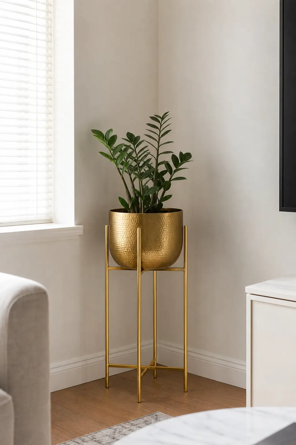 Gold Plant Stand Pot Ideas